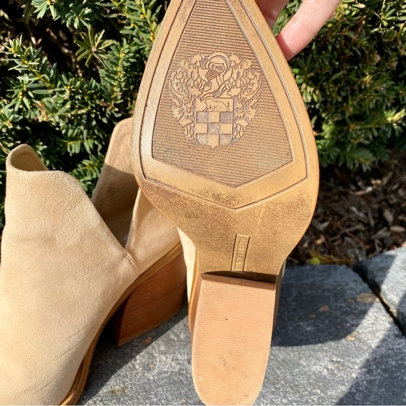 Vince Camuto Gigietta ankle bootie - Picture 6 of 13